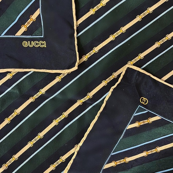 GUCCI Silk Neck Scarf | Double G logo, Double Snaffle Bit, RARE - Picture 3 of 10